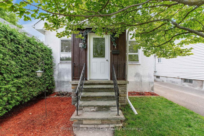 19 Walter St photo 4