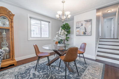 130 Burrwood Drive • Hamilton, ON photo 9