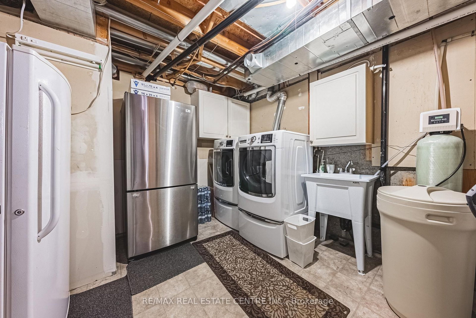 38 Fairgreen Close • Cambridge, ON photo 36