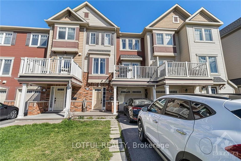 477 MEADOWHAWK Crescent