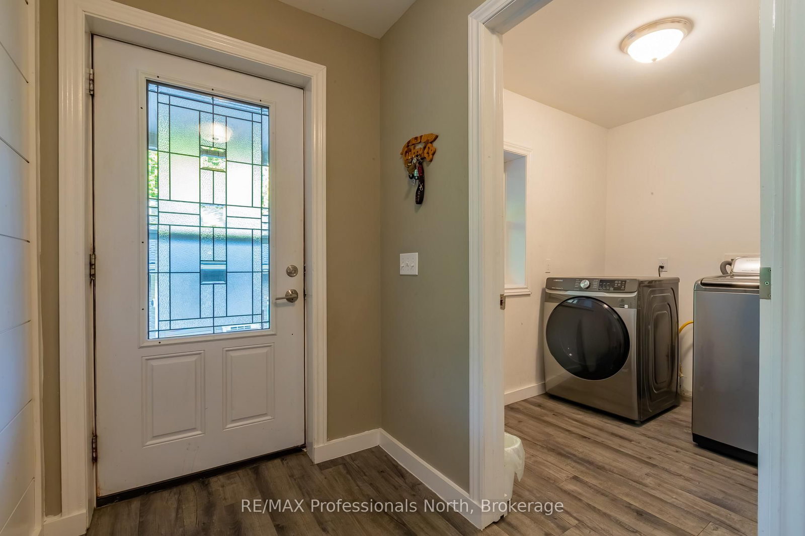 419 South Mary Lake Road • Huntsville, ON photo 17