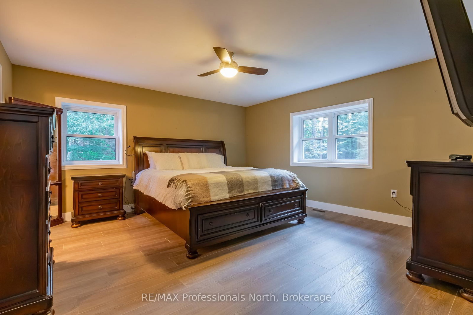 419 South Mary Lake Road • Huntsville, ON photo 19