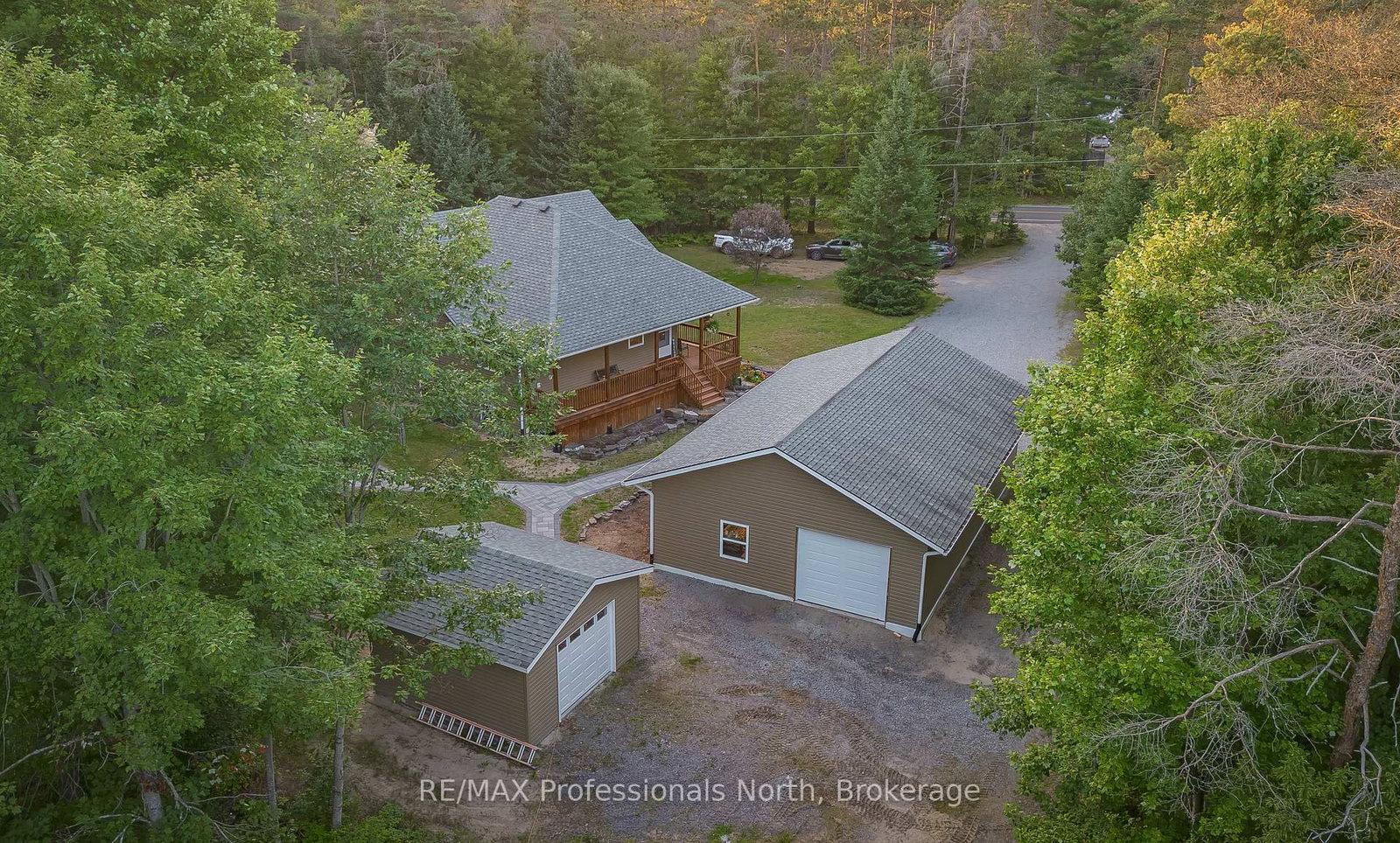 419 South Mary Lake Road • Huntsville, ON photo 35