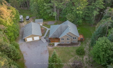 419 South Mary Lake Road • Huntsville, ON photo 4