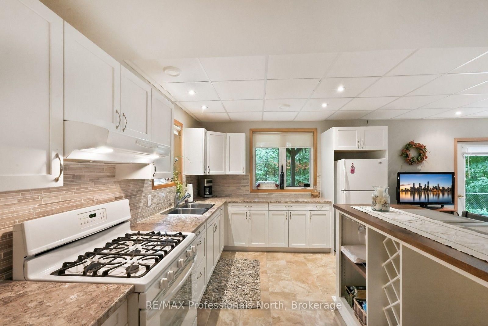 202 Sunnyside Street • Dysart et al, ON photo 28