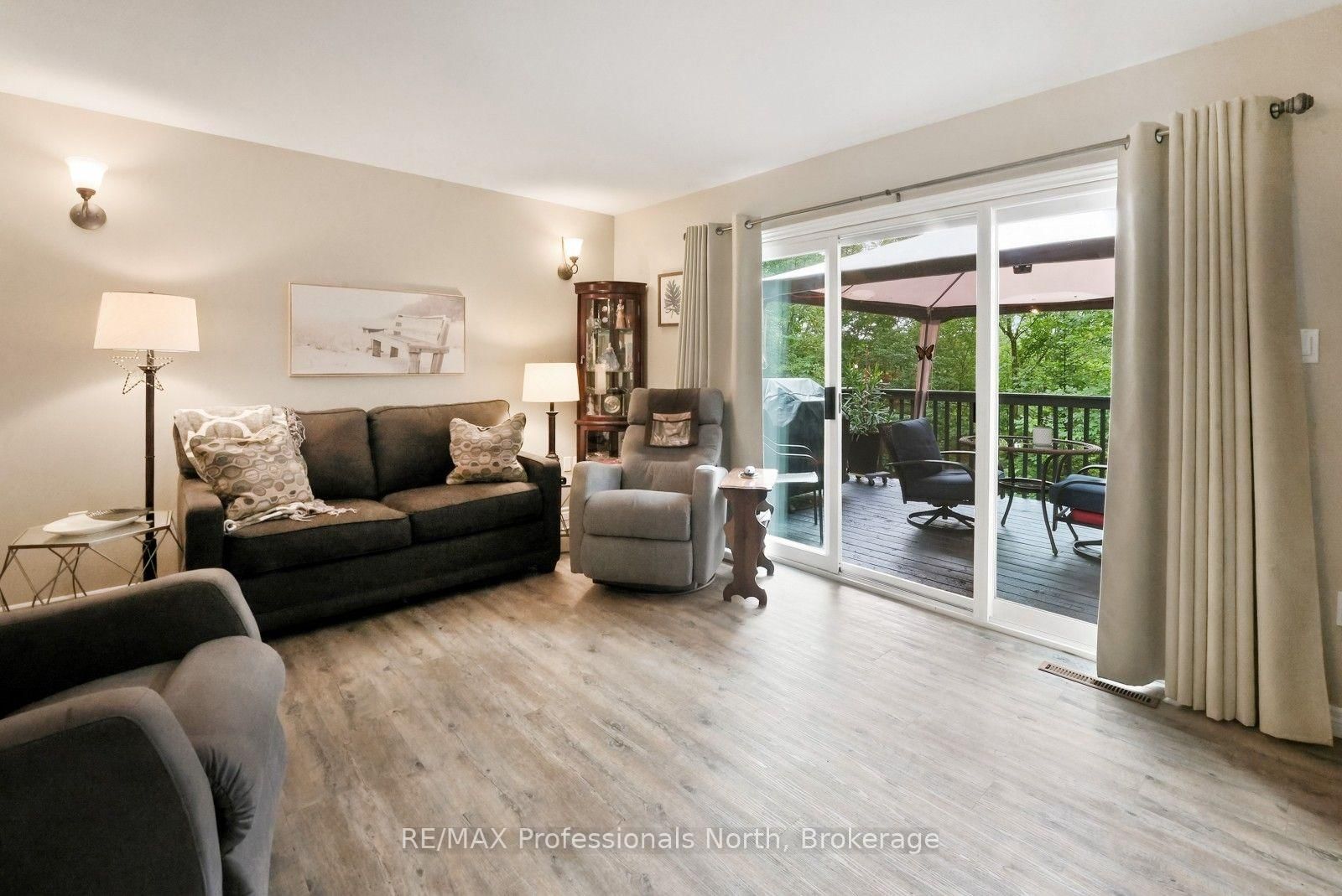 202 Sunnyside Street • Dysart et al, ON photo 4