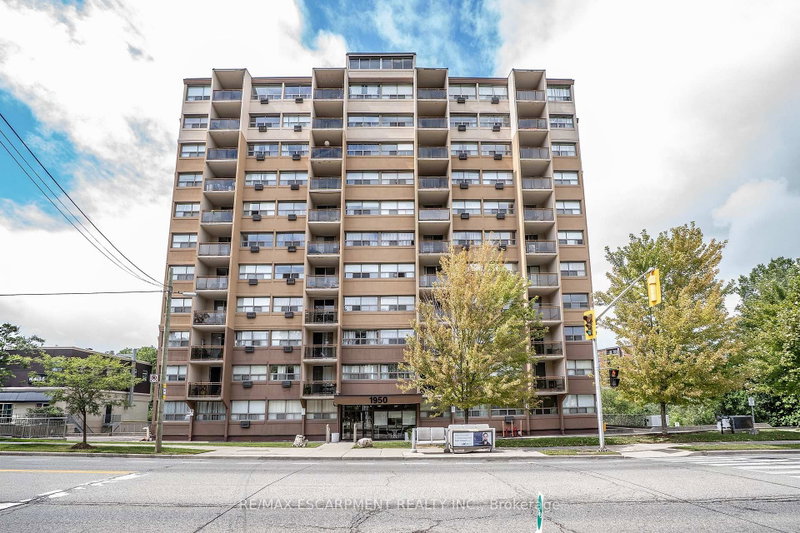 307 - 1950 Main Street W