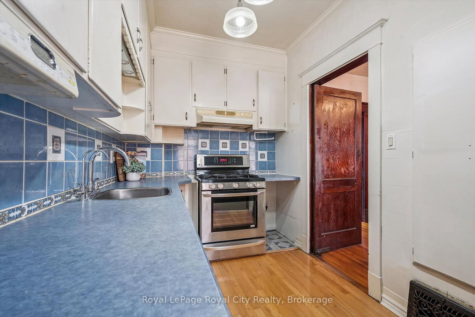 22 Boult Avenue • Guelph, ON photo 27