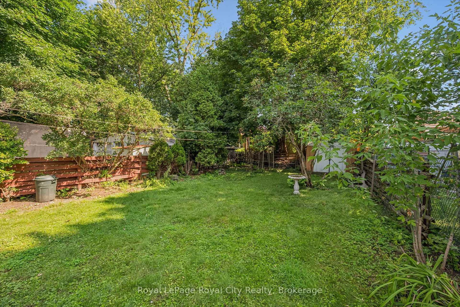 22 Boult Avenue • Guelph, ON photo 39