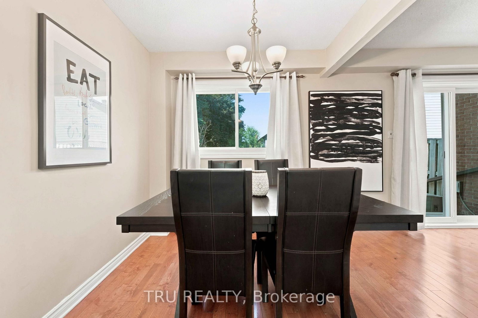 2154 Orient Park Drive • Ottawa, ON photo 16