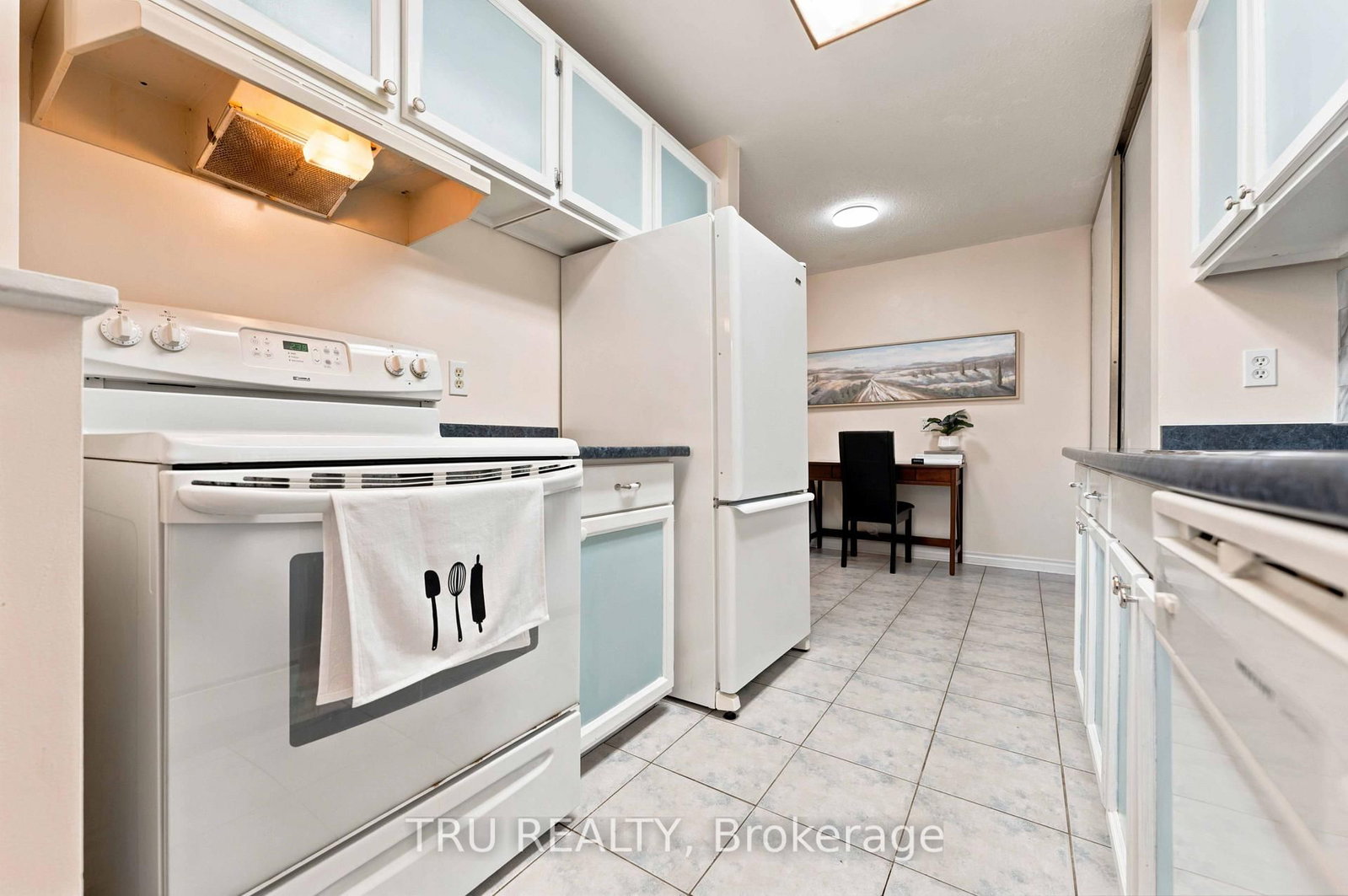 2154 Orient Park Drive • Ottawa, ON photo 20