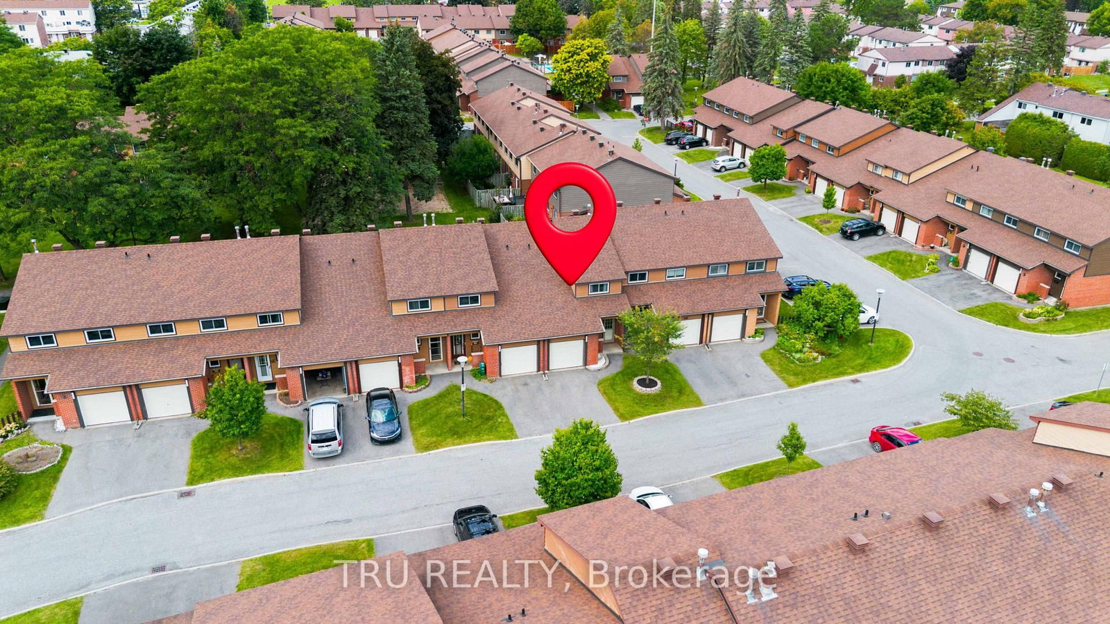 2154 Orient Park Drive • Ottawa, ON photo 45