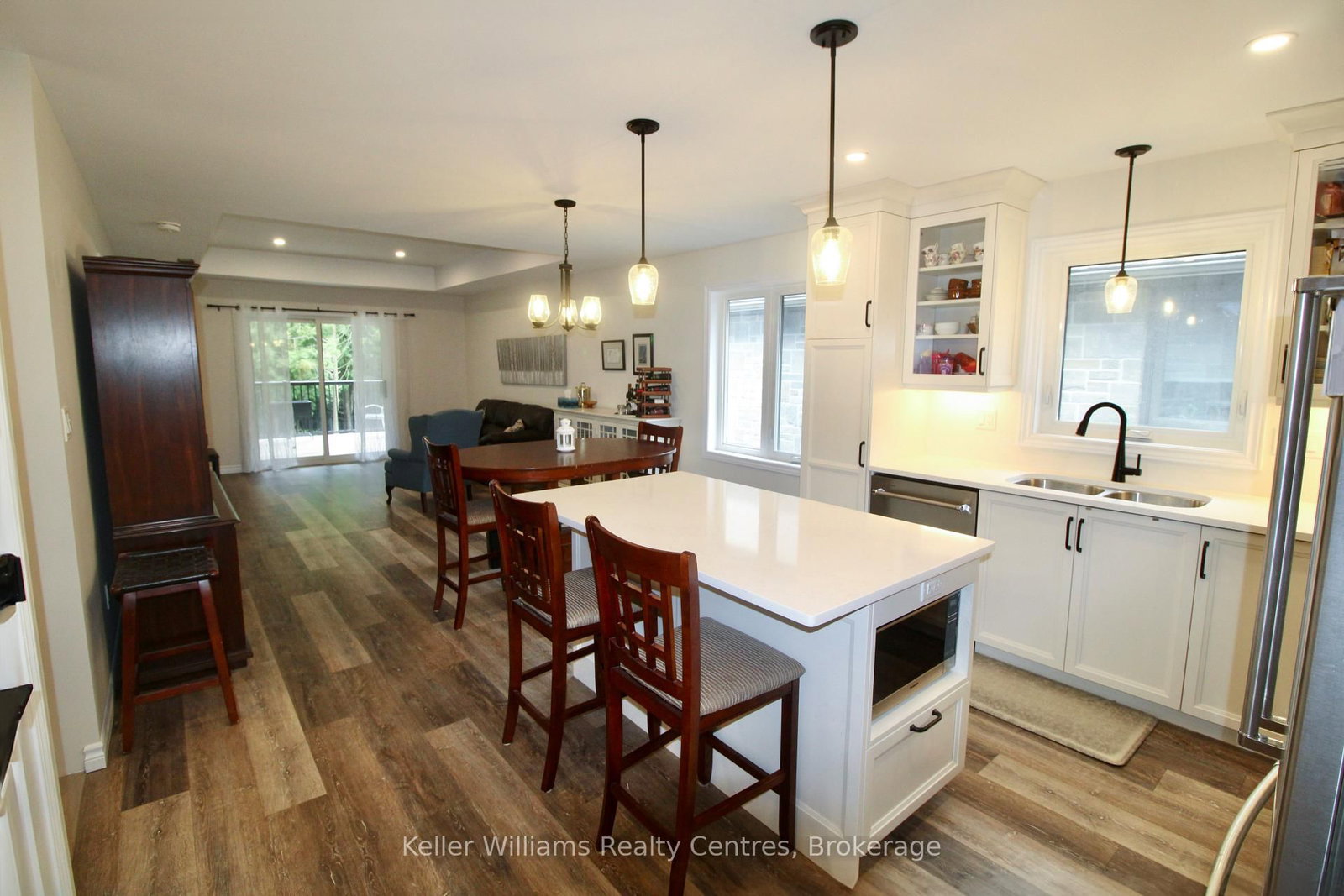 600 25th Avenue • Hanover, ON photo 14