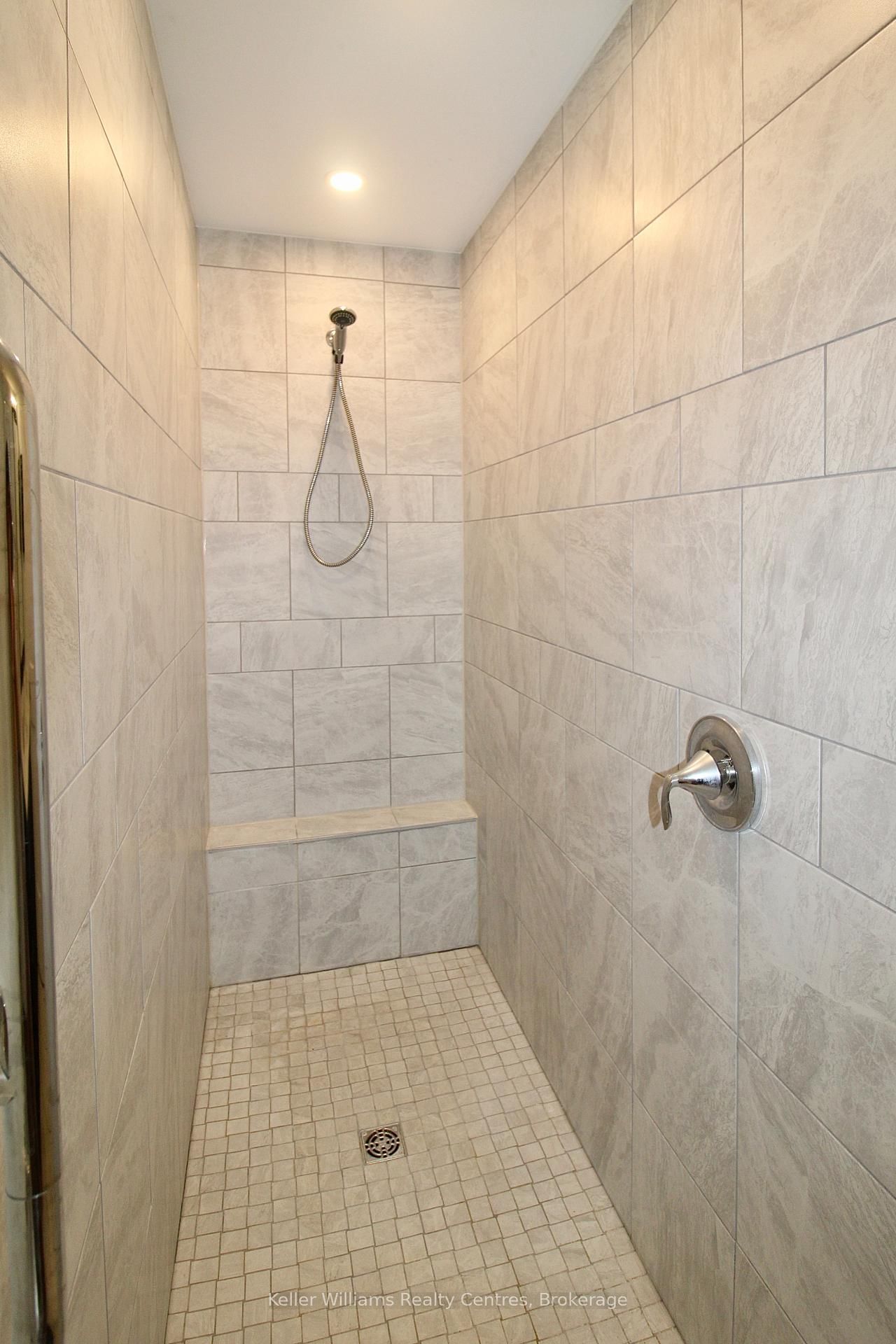 600 25th Avenue • Hanover, ON photo 27
