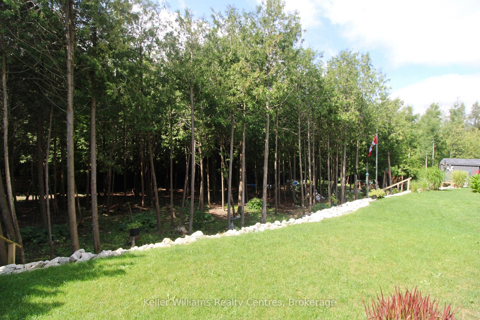 600 25th Avenue • Hanover, ON photo 5