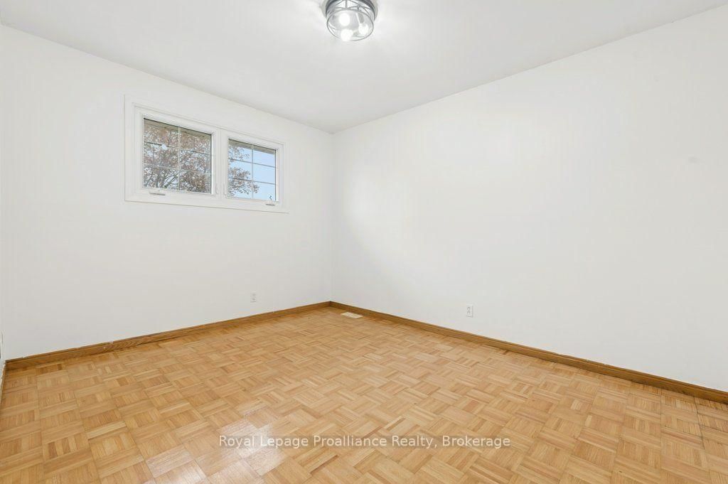 8 Panter Circle • Belleville, ON photo 25