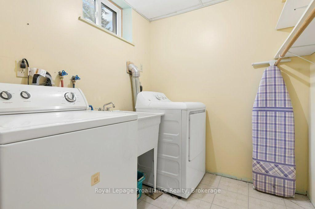 8 Panter Circle • Belleville, ON photo 30