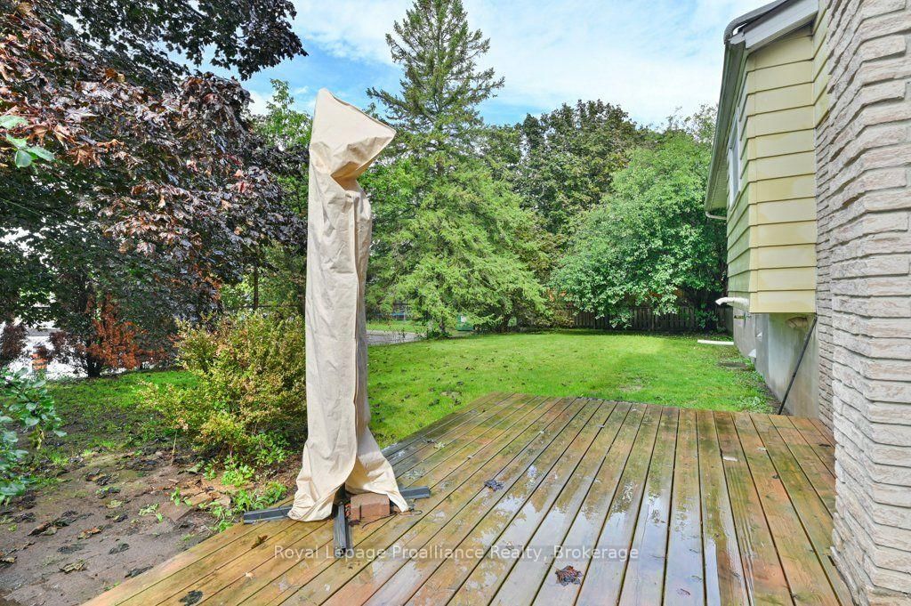 8 Panter Circle • Belleville, ON photo 31
