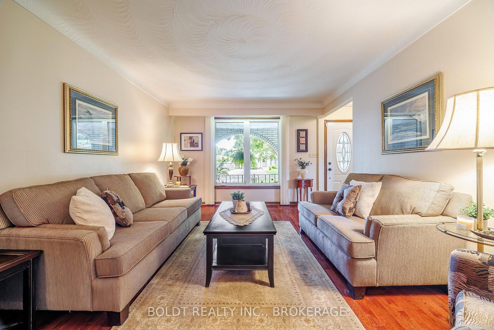 17 Chatham Road • St. Catharines, ON photo 5