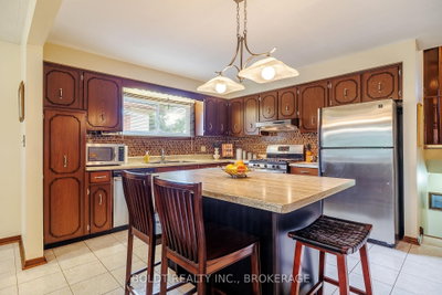 17 Chatham Road • St. Catharines, ON photo 8