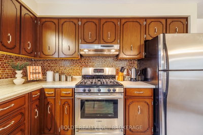 17 Chatham Road • St. Catharines, ON photo 9