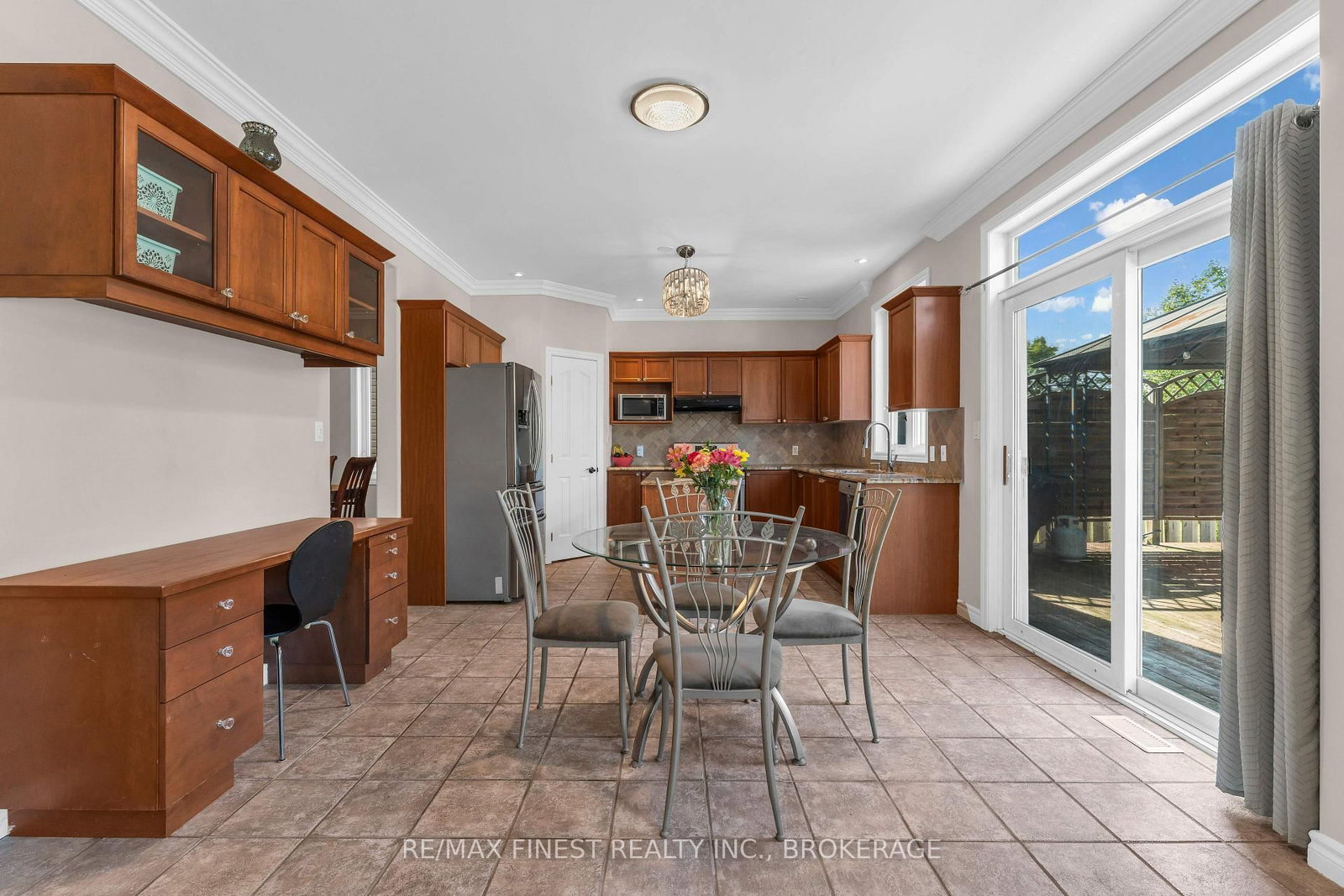 1208 Greenwood Park Drive • Kingston, ON photo 11