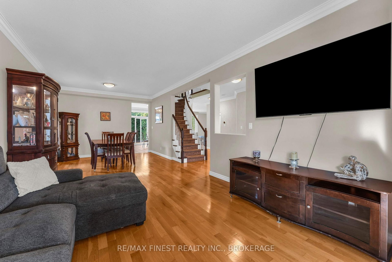 1208 Greenwood Park Drive • Kingston, ON photo 9