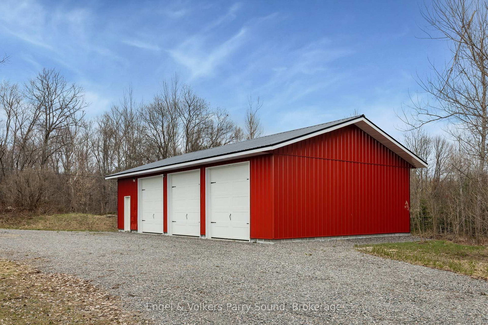 185 Loch Erne Road • McDougall, ON photo 11