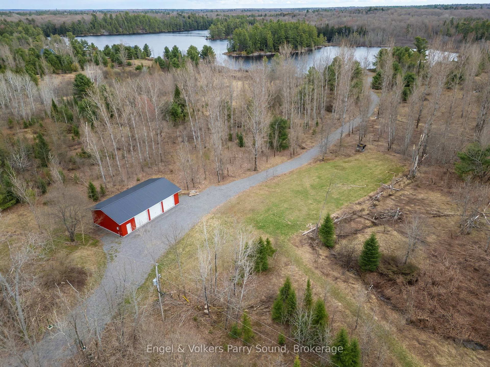 185 Loch Erne Road • McDougall, ON photo 12