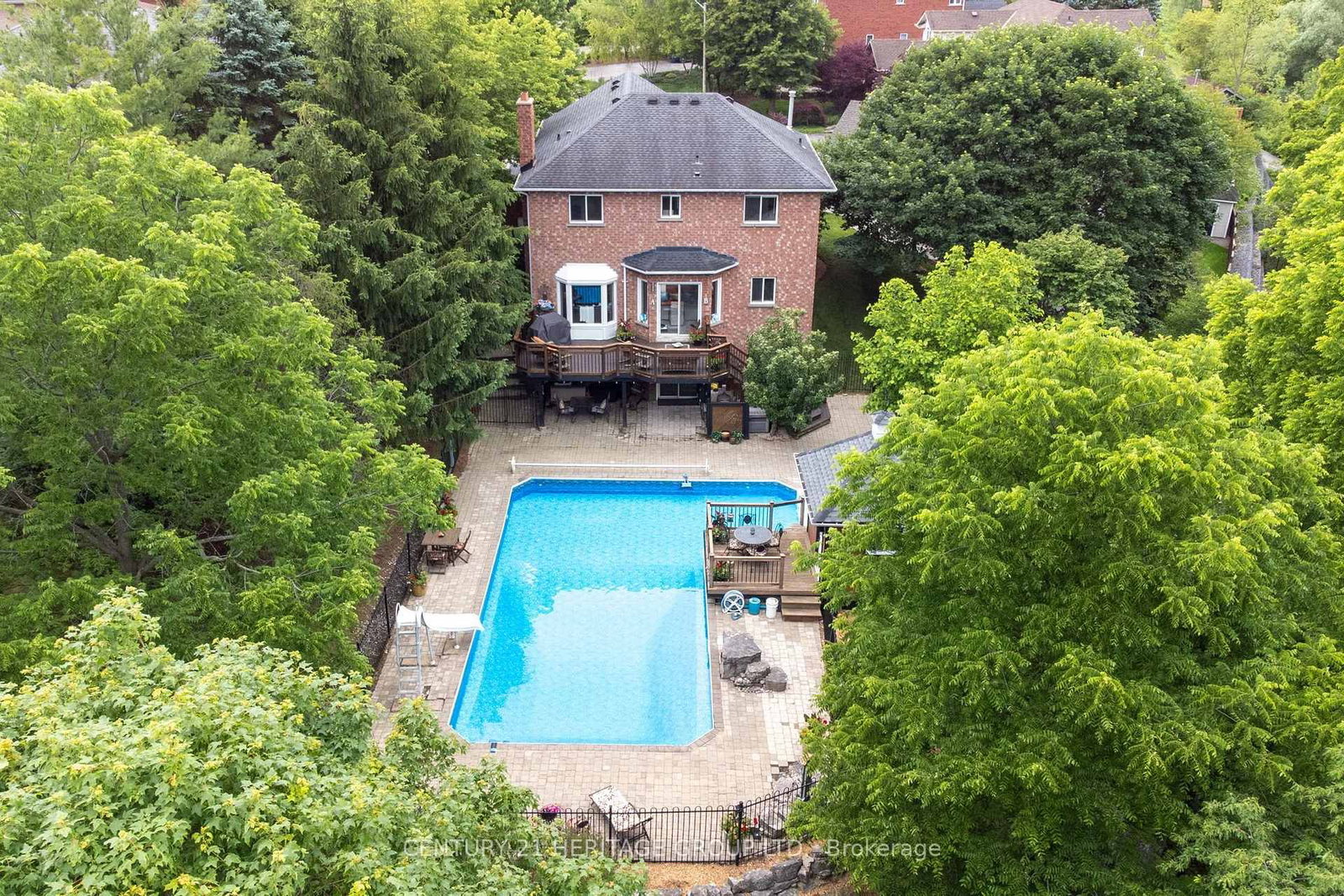 28 Taywood Court • Hamilton, ON photo 1