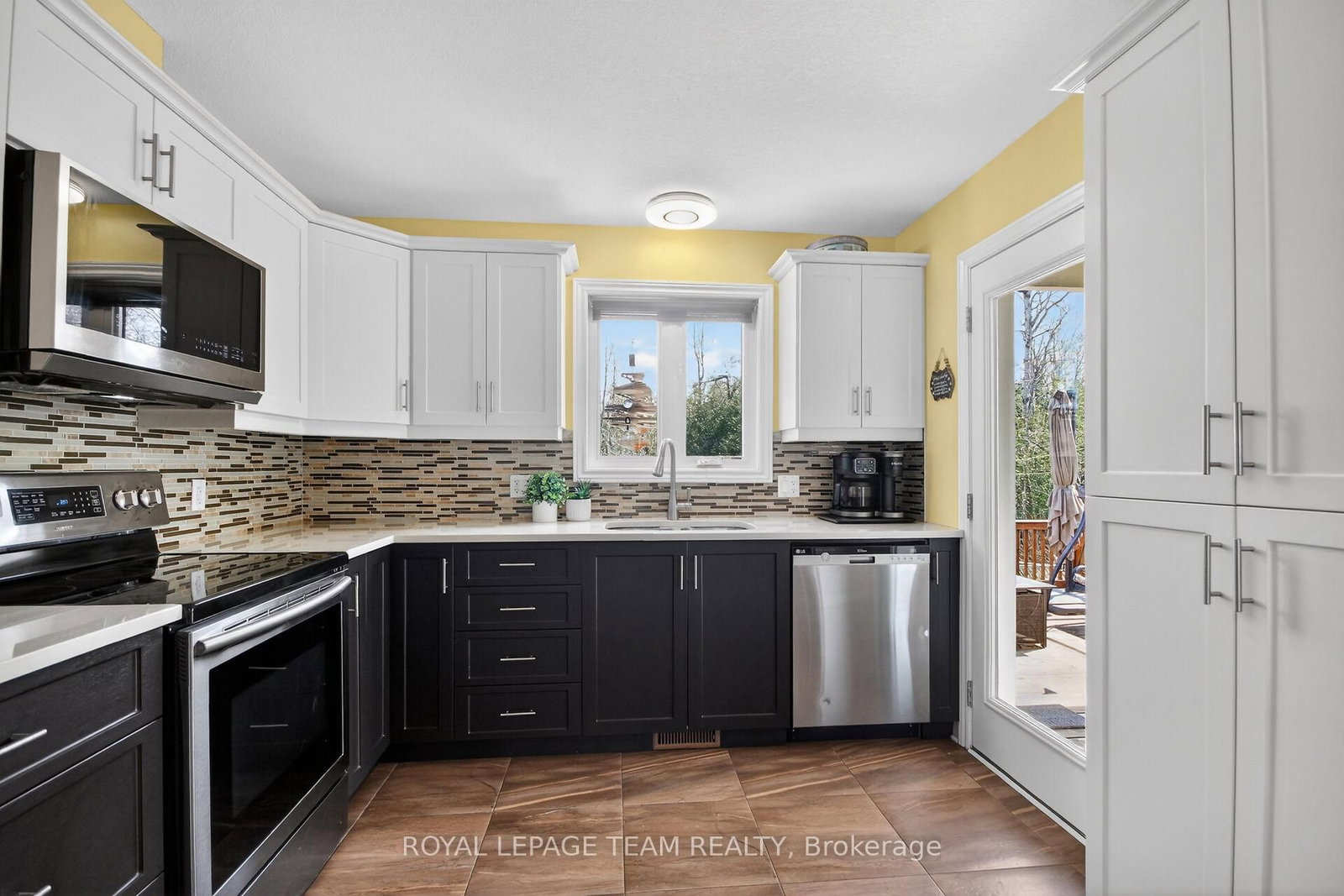 109 Stonewalk Drive • North Grenville, ON photo 13