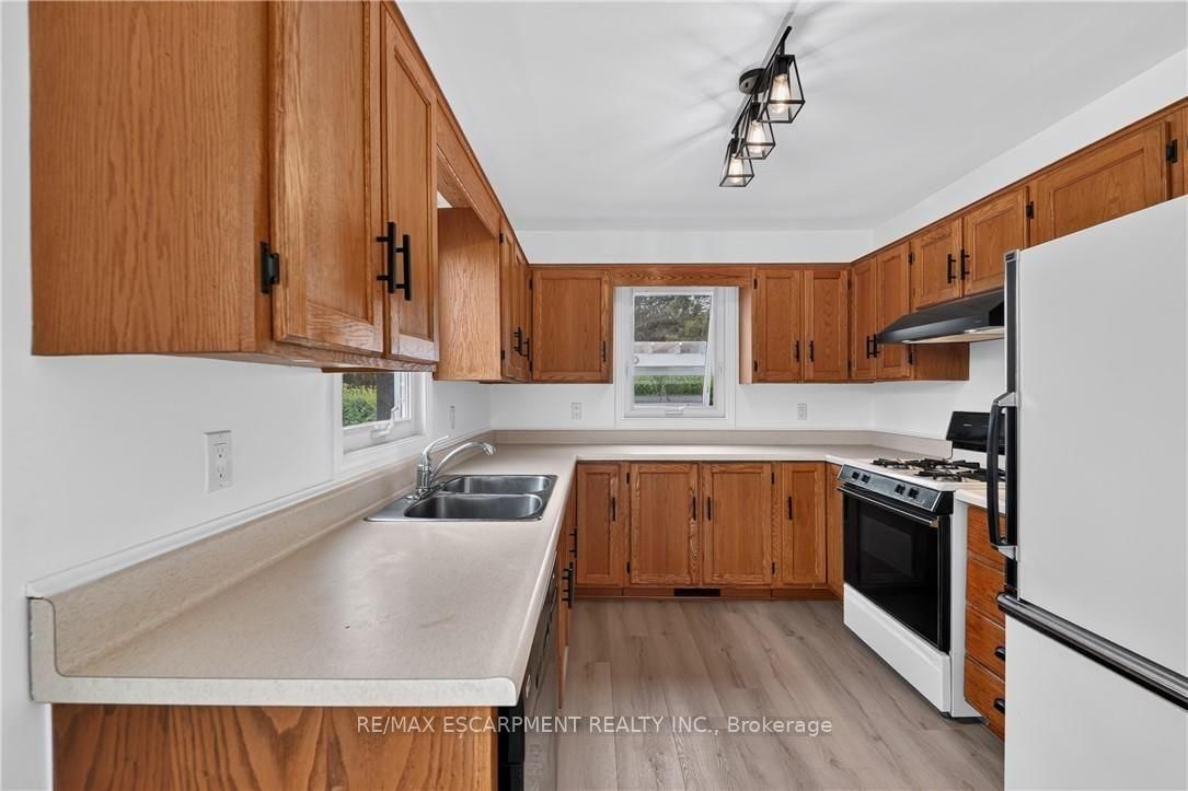 6 Mohawk Point Road • Haldimand, ON photo 14