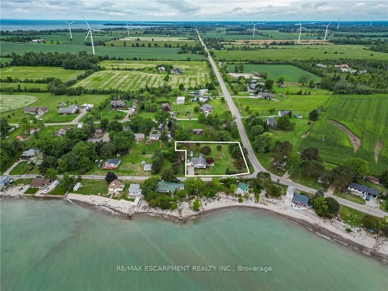 6 Mohawk Point Road