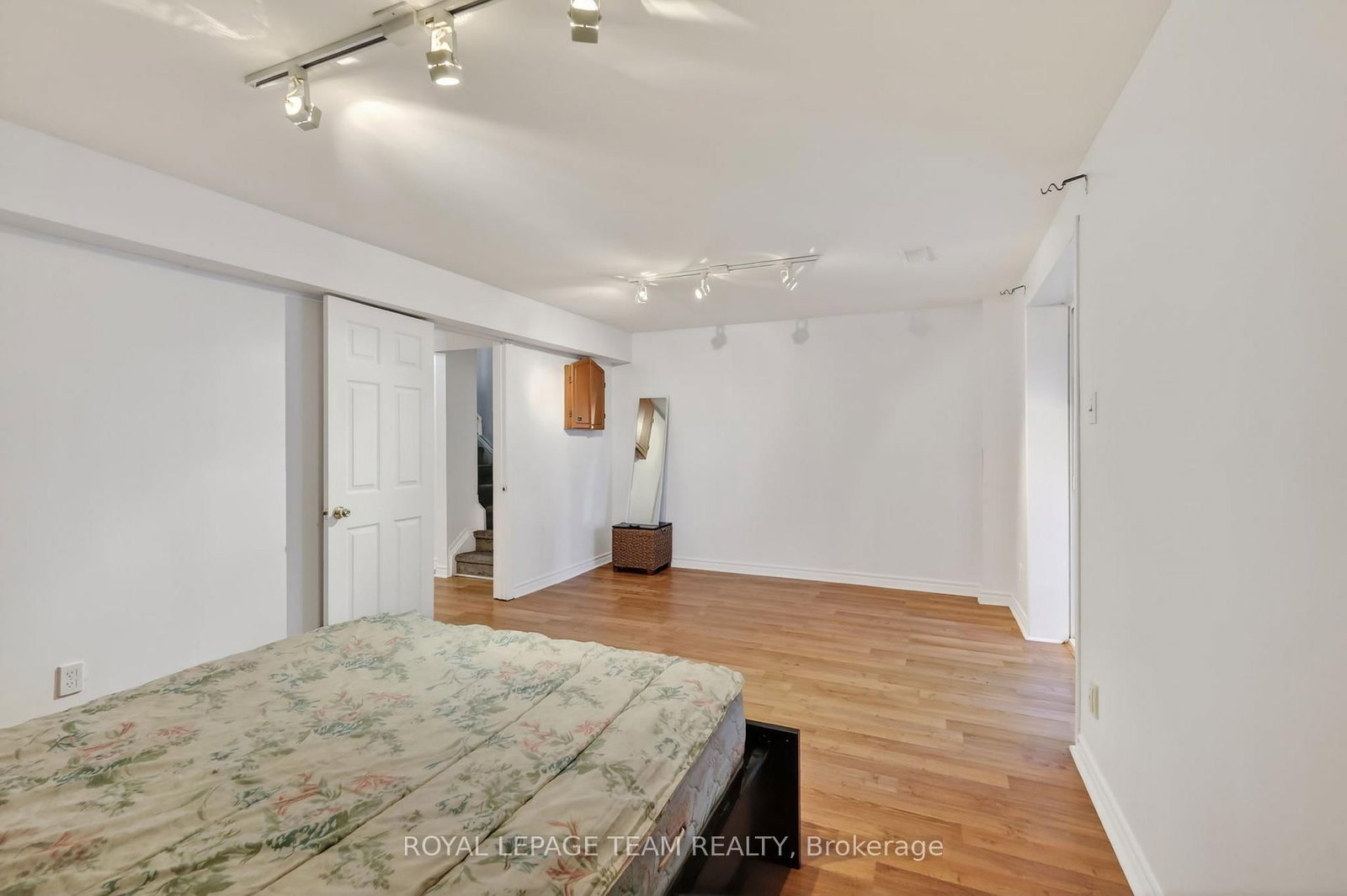 4 Mill Hill Road • Ottawa, ON photo 24