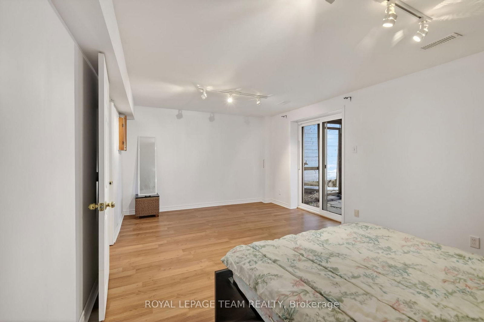 4 Mill Hill Road • Ottawa, ON photo 25
