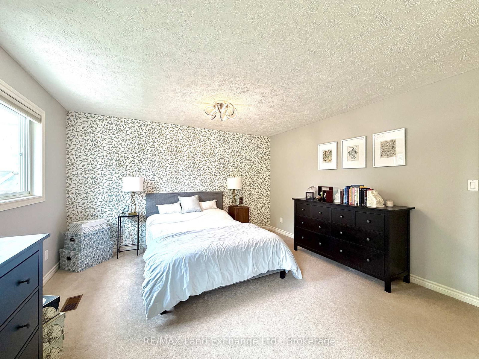 203 STICKEL Street • Saugeen Shores, ON photo 13