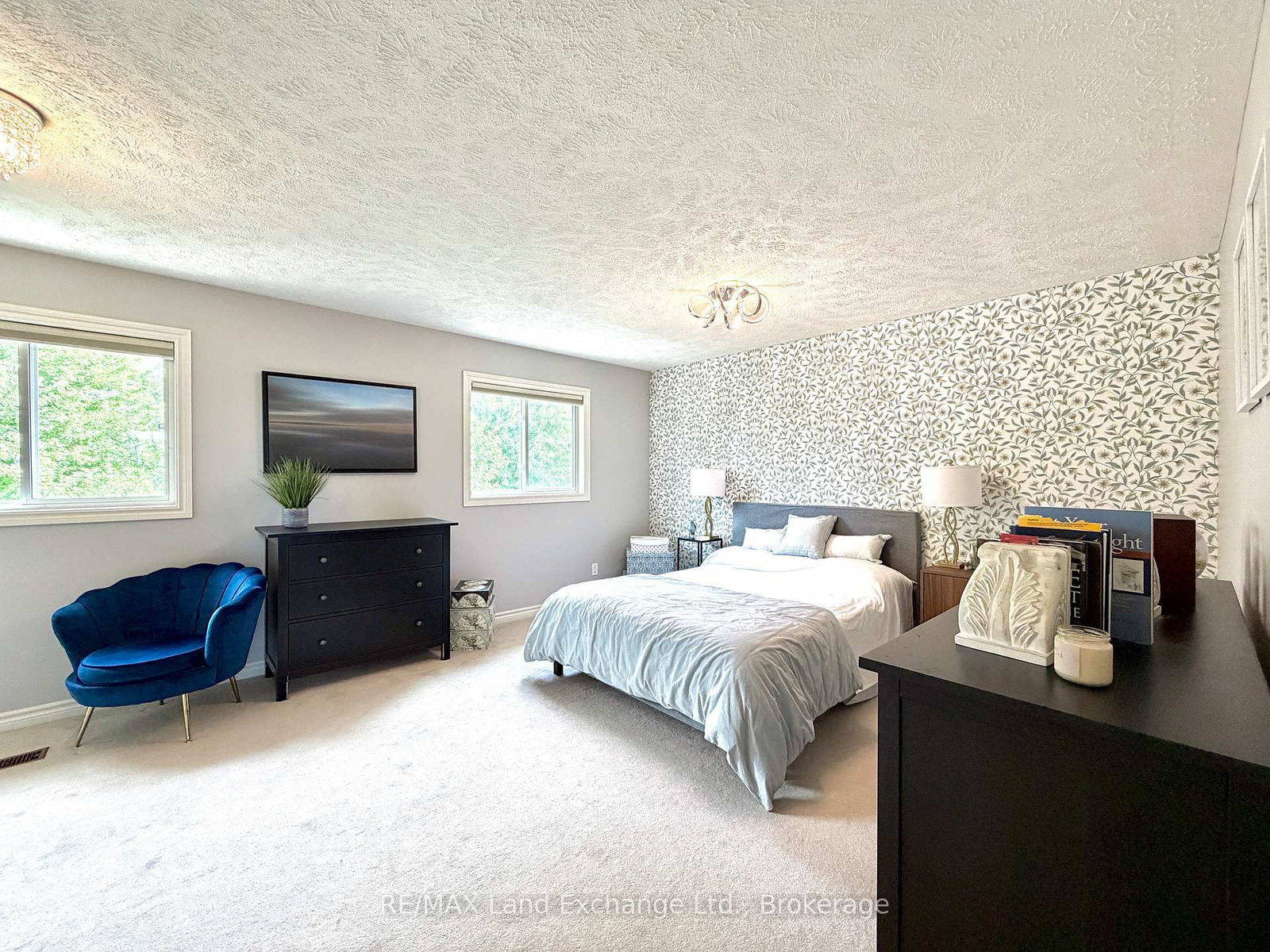 203 STICKEL Street • Saugeen Shores, ON photo 14