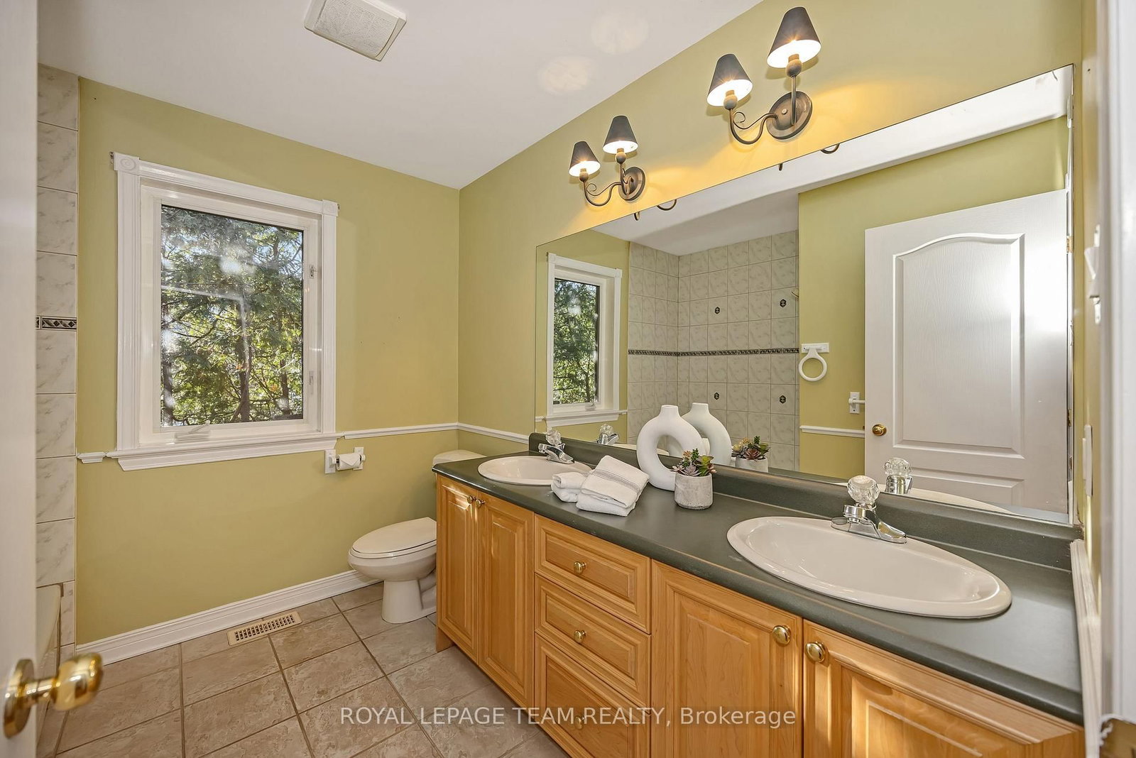 6543 Wheatfield Crescent • Ottawa, ON photo 20