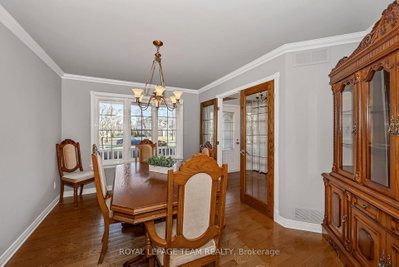 6543 Wheatfield Crescent • Ottawa, ON photo 8