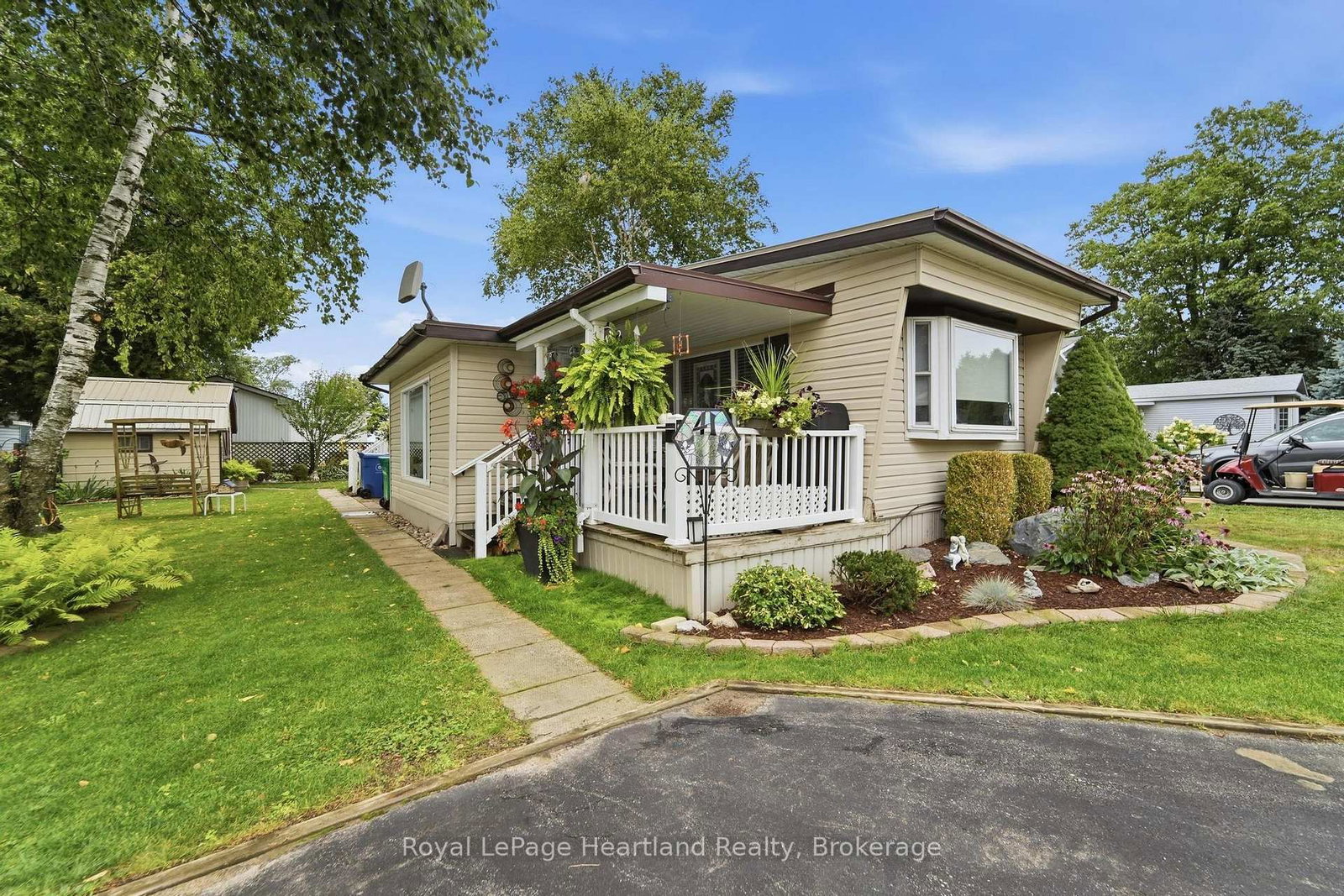 41 CHEROKEE Lane • Ashfield-Colborne-Wawanosh, ON photo 1