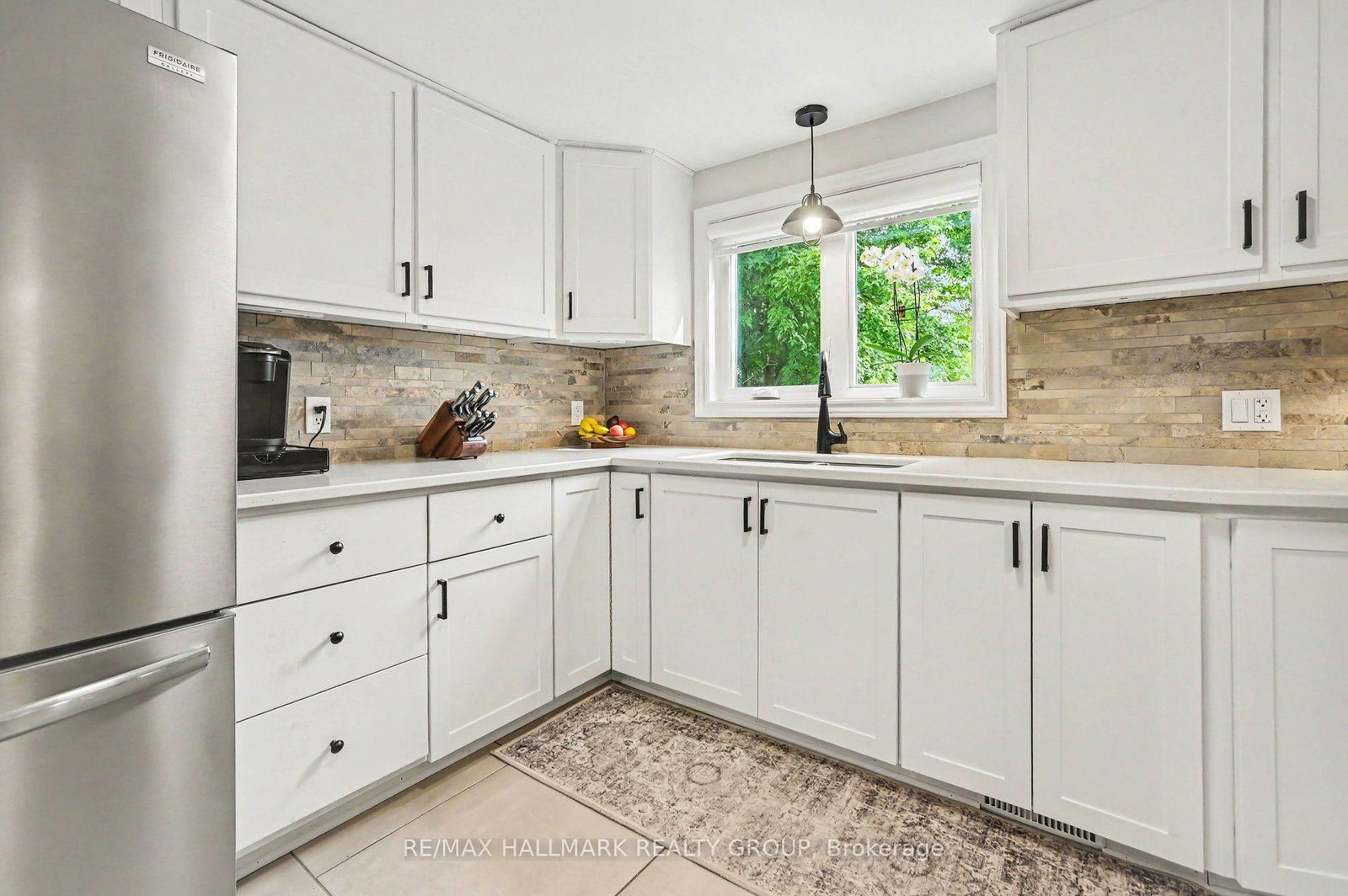 908 County 18 Road • North Grenville, ON photo 12