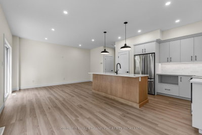 117 James Street • North Middlesex, ON photo 6