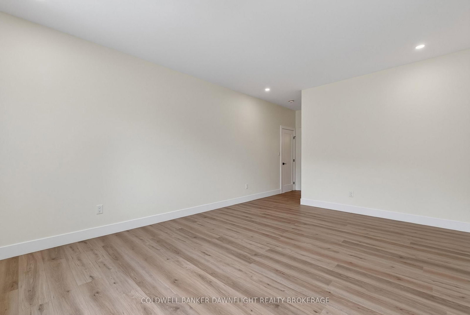 119 James Street • North Middlesex, ON photo 15