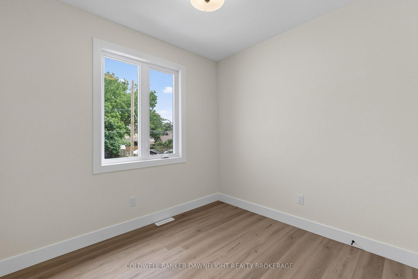 119 James Street • North Middlesex, ON photo 20