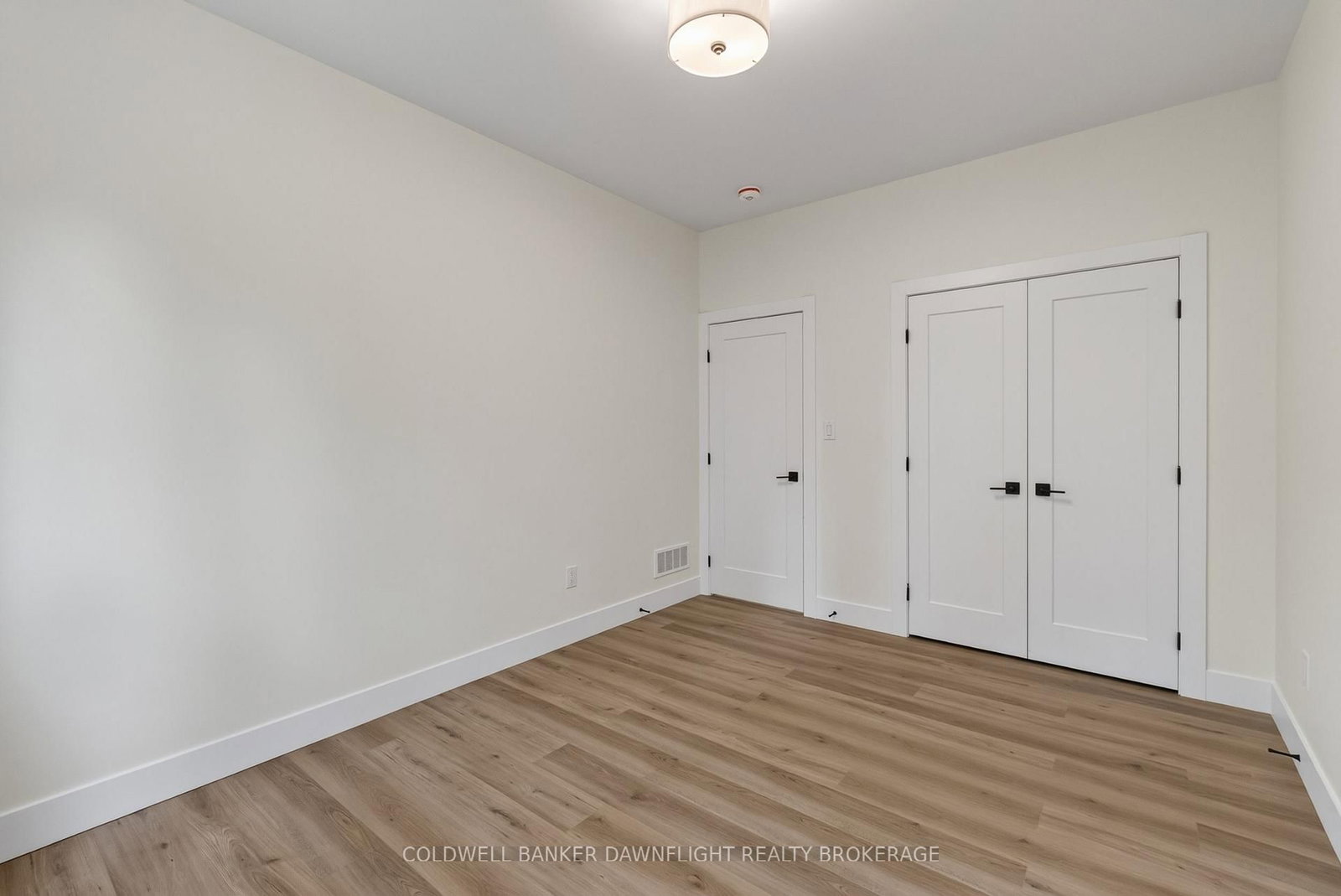 119 James Street • North Middlesex, ON photo 23