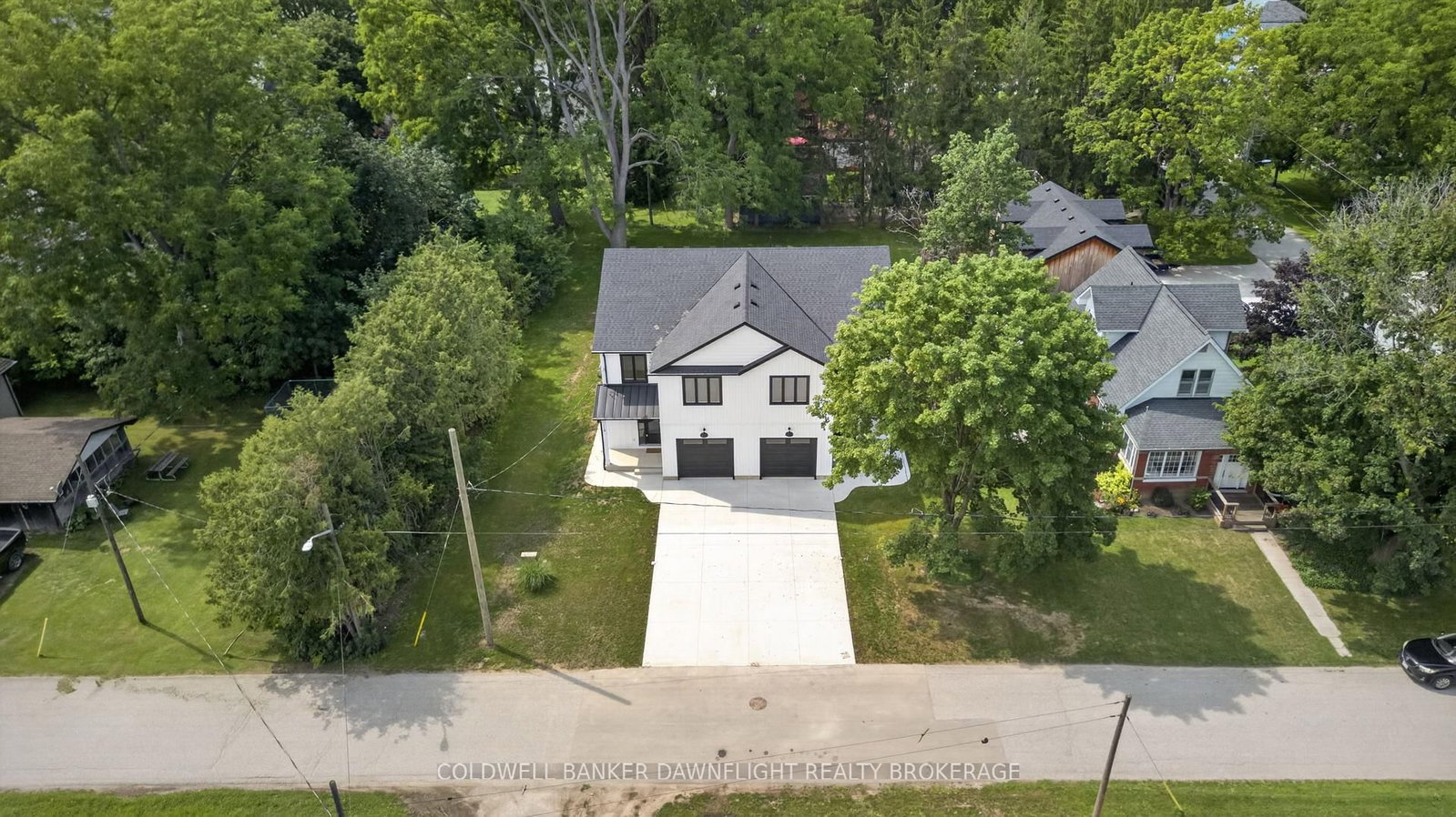 119 James Street • North Middlesex, ON photo 34