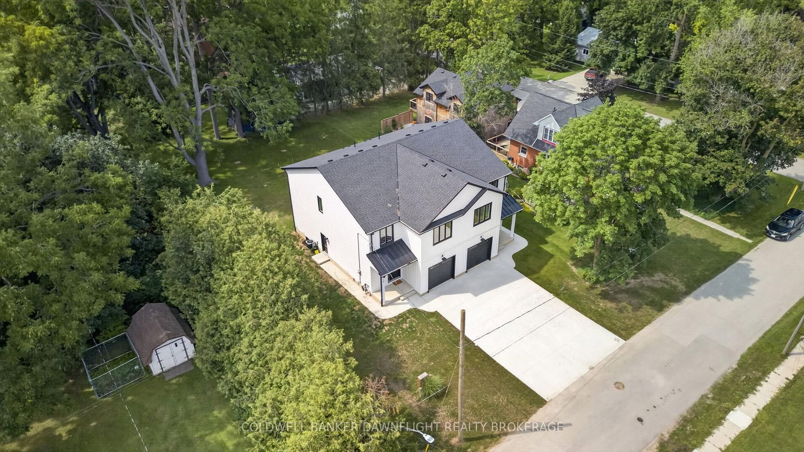 119 James Street • North Middlesex, ON photo 35