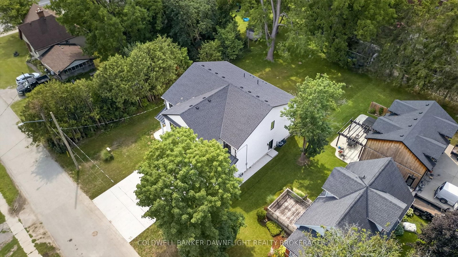 119 James Street • North Middlesex, ON photo 36