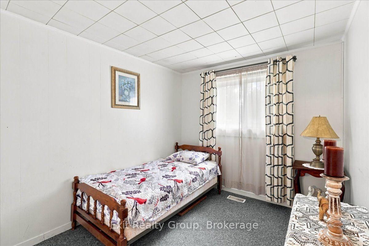 29 Emma Street • Stirling, ON photo 15