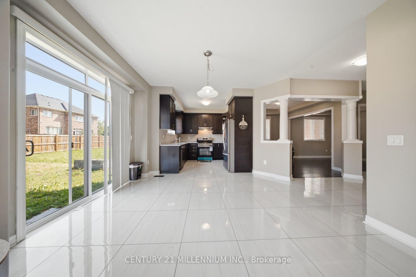 1153 Upper Thames Drive • Woodstock, ON photo 13
